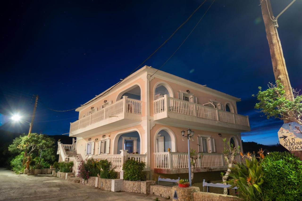 Andrikas Villa At Xenios Avlais Alikanás Exterior foto